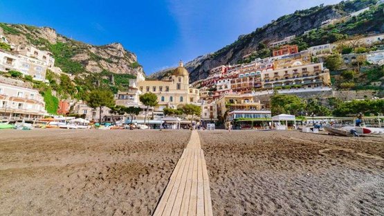 Beach in Positano on the Amalfi Coast
