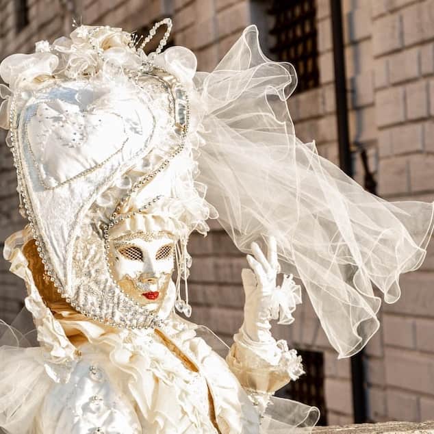 Guide to Carnival of Venice: Best Time to See Venice! [2023]