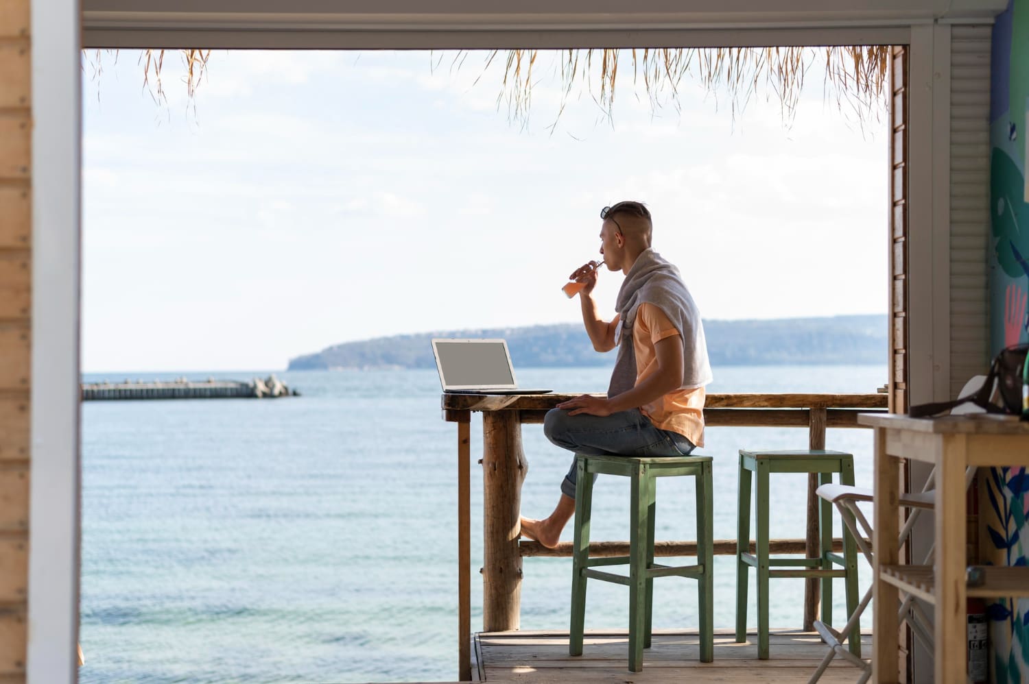 Digital Nomad Lifestyle: Step-by-Step Plan to Success