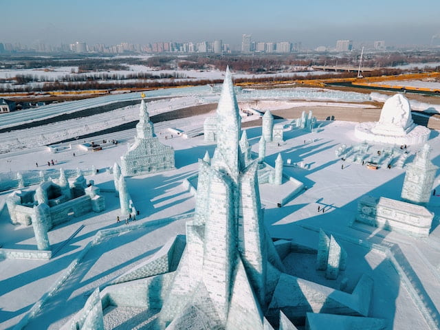 Sculptures made of ice in Harbin